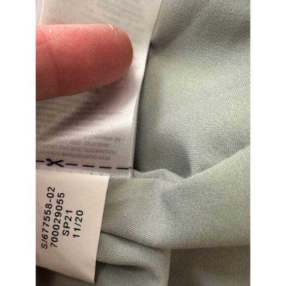 Banana Republic Pleated Maxi Flowy Dress, Green Sage Bouquet, Medium. - Picture 4 of 8